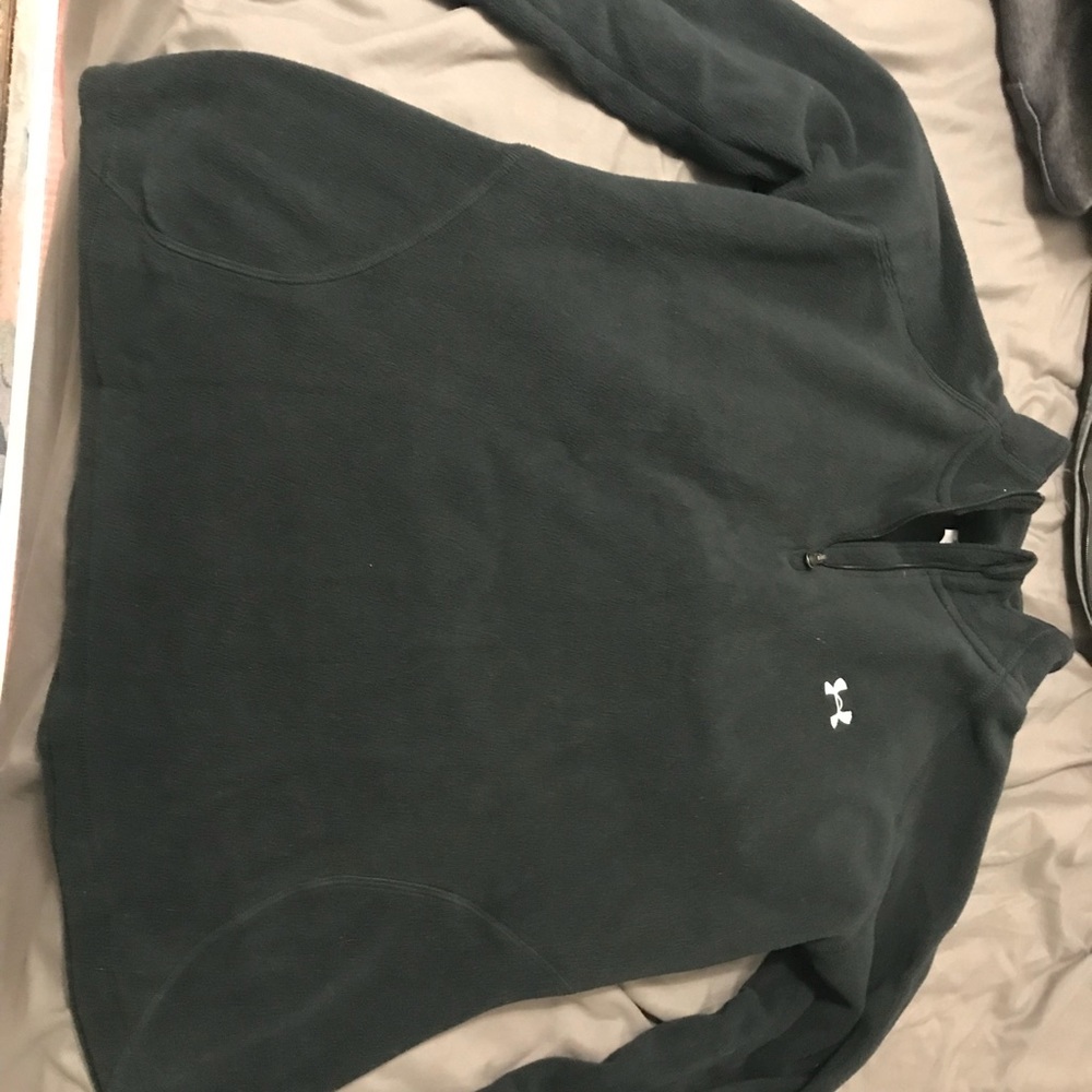 Women’s Under Armour pullover